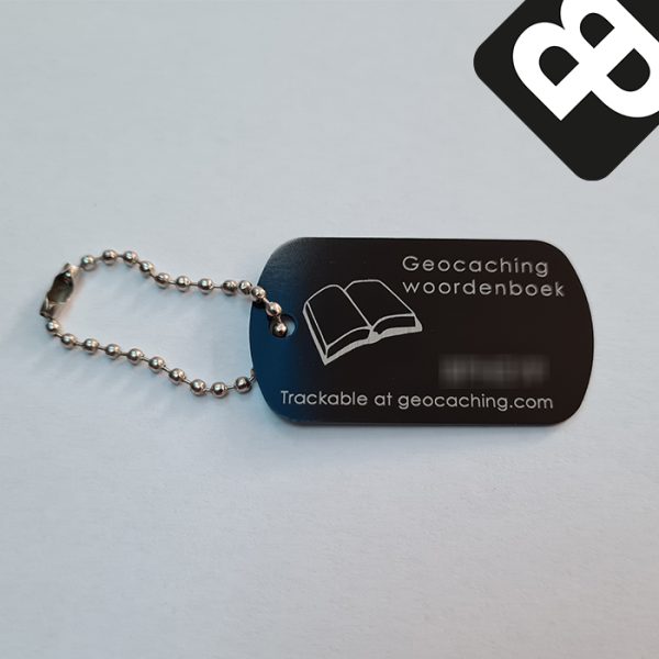 Geocacher (NL) Travel Tag - zwart (achterzijde)