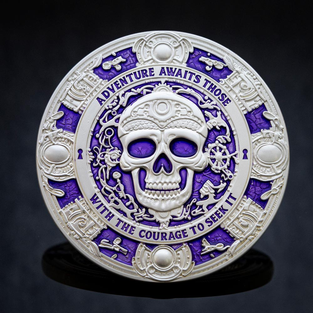 Pirate Treasure Geocoin - 'Royal Ivory' LE - front