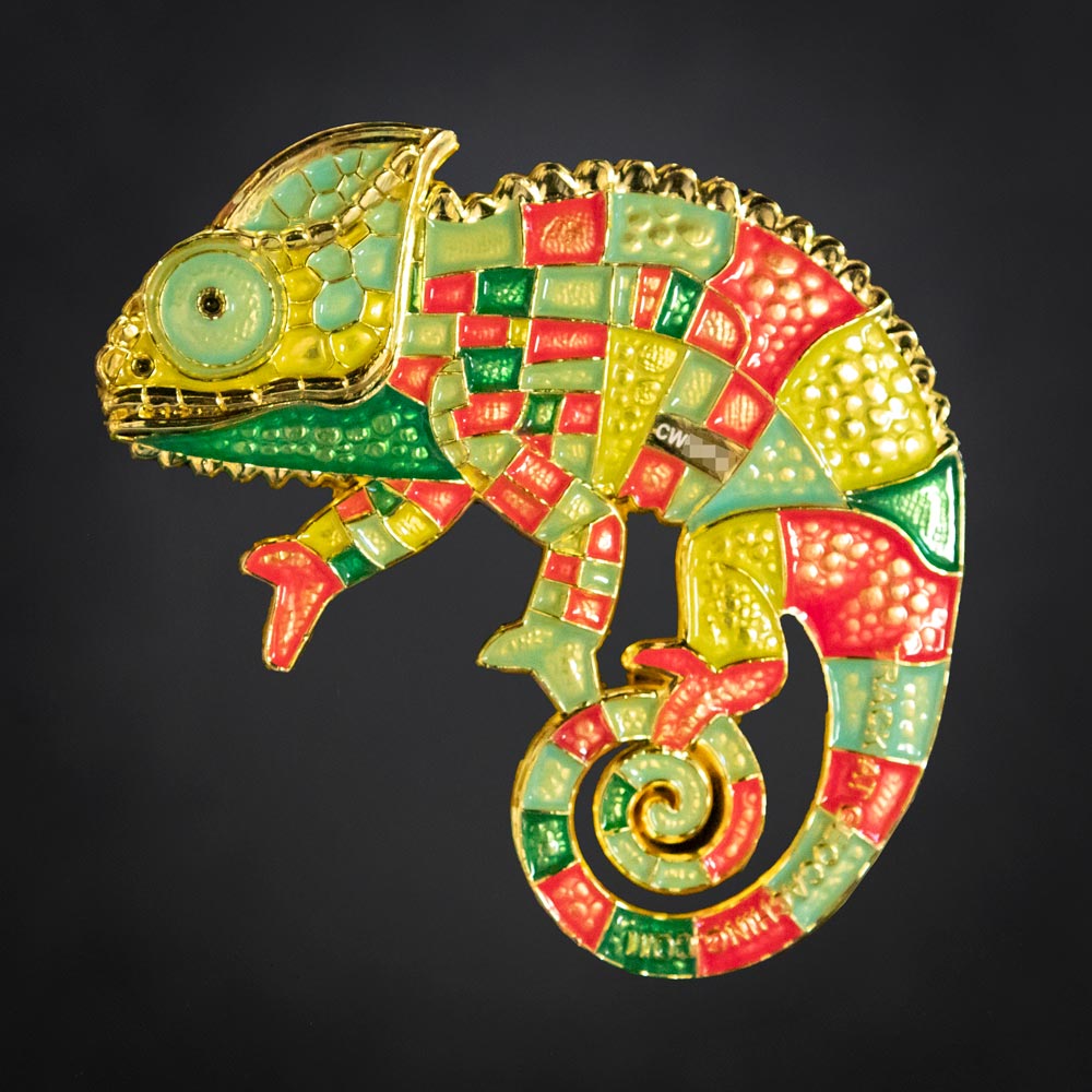 Patchwork Chameleon Geocoin - Holly & Ivy Edition - back