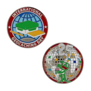 2025 International Geocaching Day Geocoin - beide zijdes